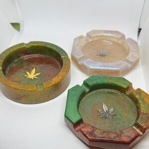 Elegant Unique Resin Ashtray Set - Green, Gold, and Cream let’s celebrate 420 !